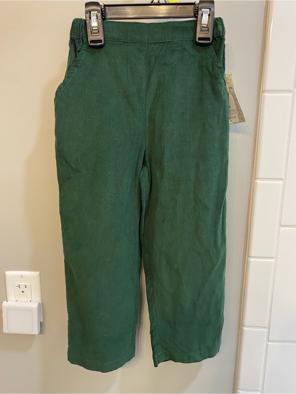 Remember Nguyen Green Corduroy Pull-On Pants / Size 5 / NWT